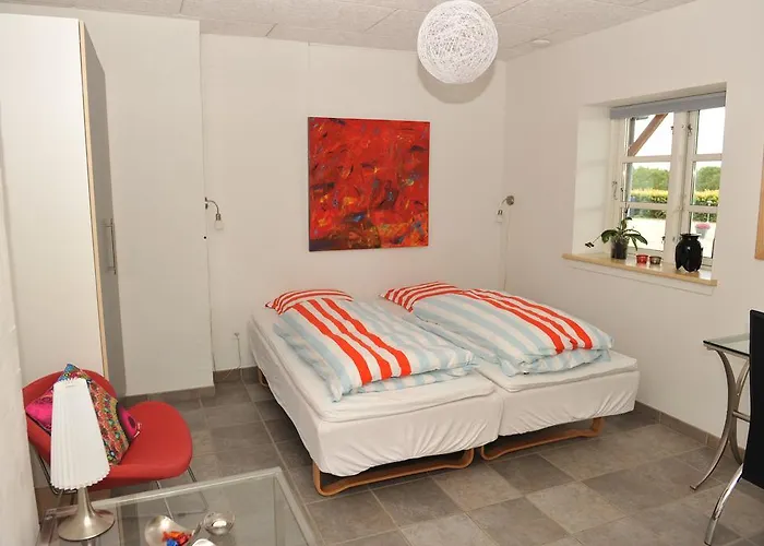 Herning Bed & Breakfast 3*