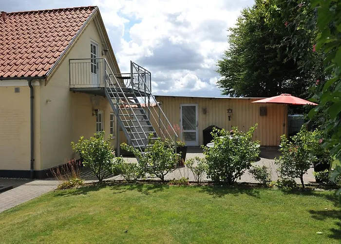 Herning Bed & Breakfast Bed & Breakfast 3*